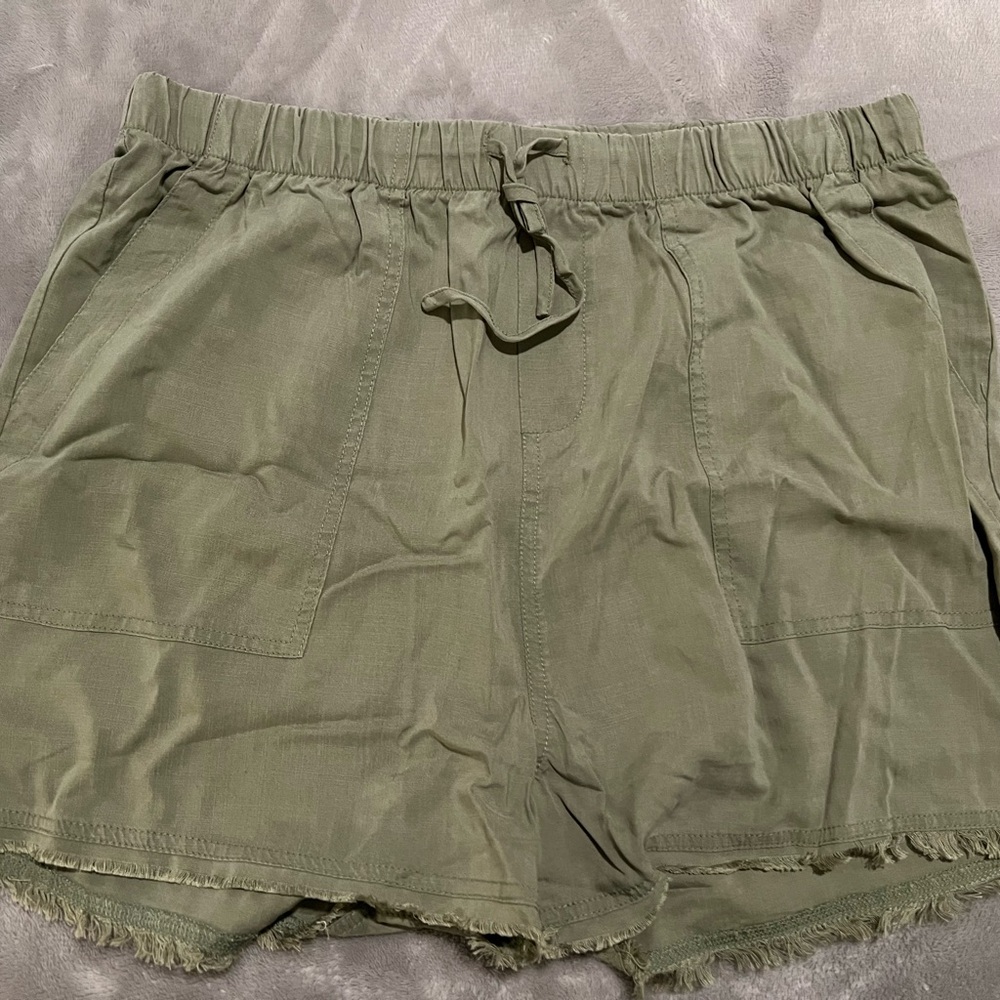 NEW! Olive Yacht Club Shorts
